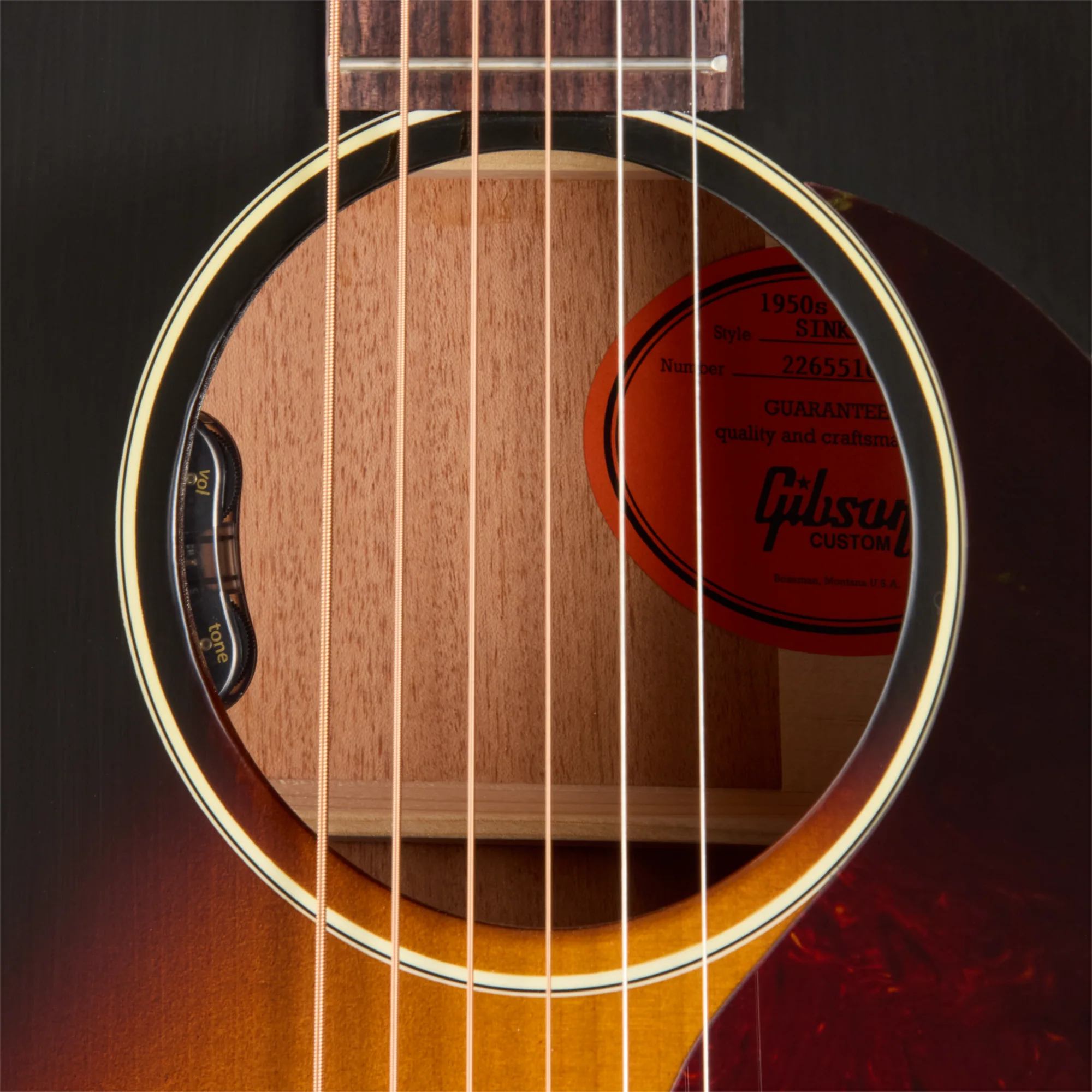 Gibson Custom J-45 50s Sinker Mahogany with HiFi, VOS, Vintage Sunburst 9 Gibson Custom J-45 50s Sinker Mahogany with HiFi, VOS, Vintage Sunburst