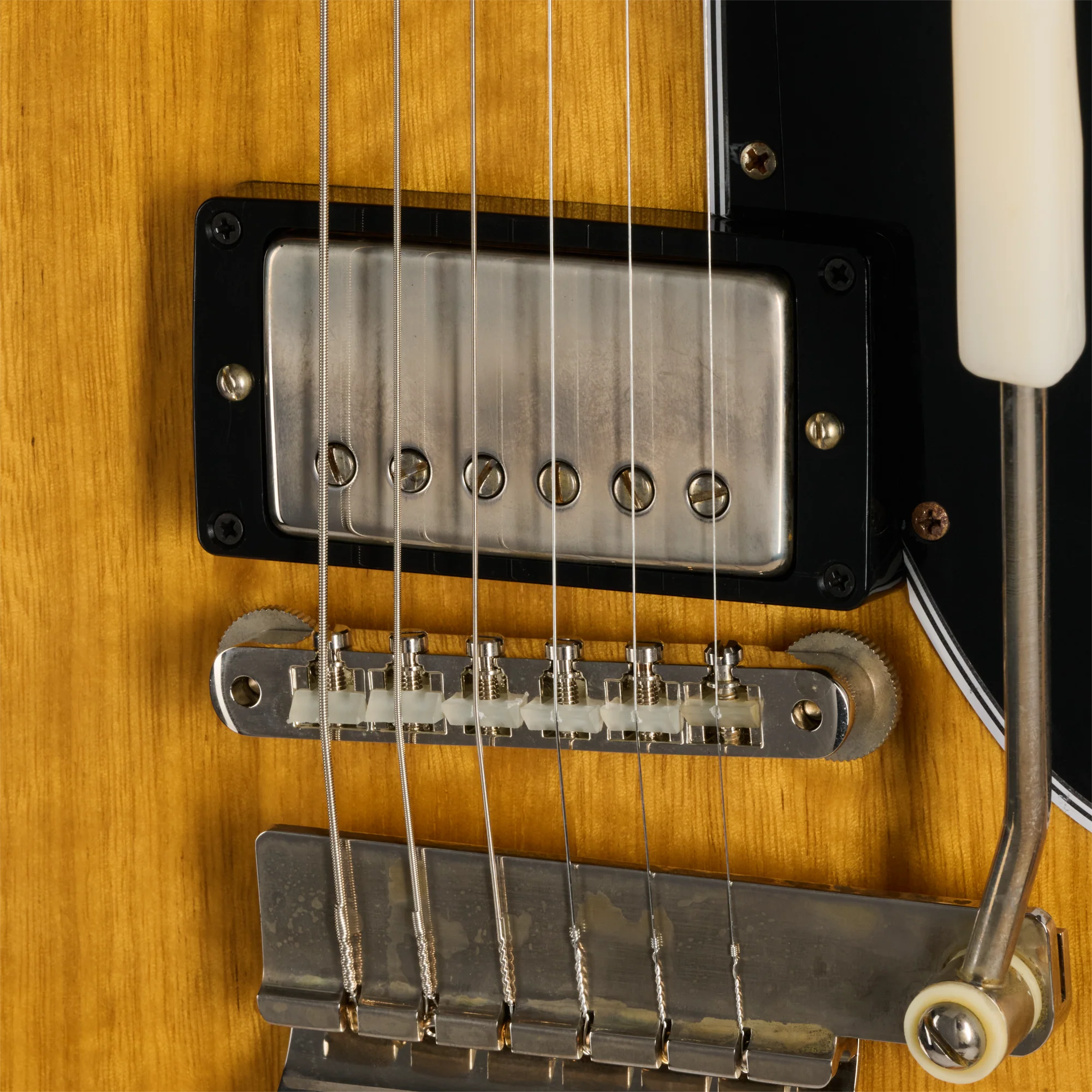 Gibson Custom LE 1964 SG Standard Reissue Korina, VOS, Antique Natural 9 Gibson Custom LE 1964 SG Standard Reissue Korina, VOS, Antique Natural