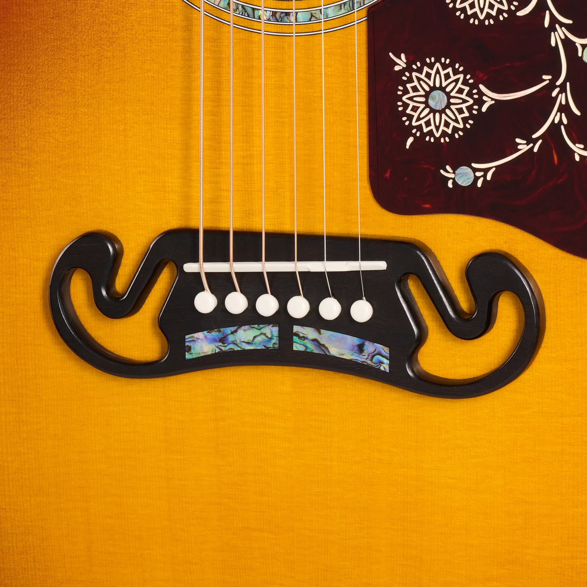 Gibson Custom SJ-200 5A Maple, Wildfire Burst 8 Gibson Custom SJ-200 5A Maple, Wildfire Burst