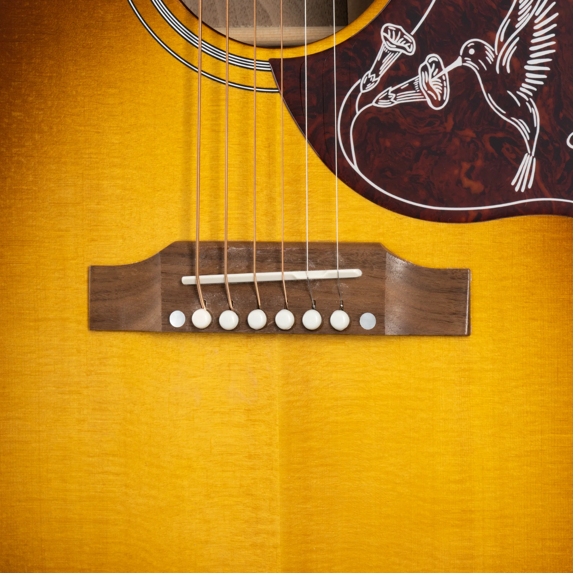 Gibson Hummingbird Studio Walnut, Satin Walnut Burst 6 Gibson Hummingbird Studio Walnut, Satin Walnut Burst