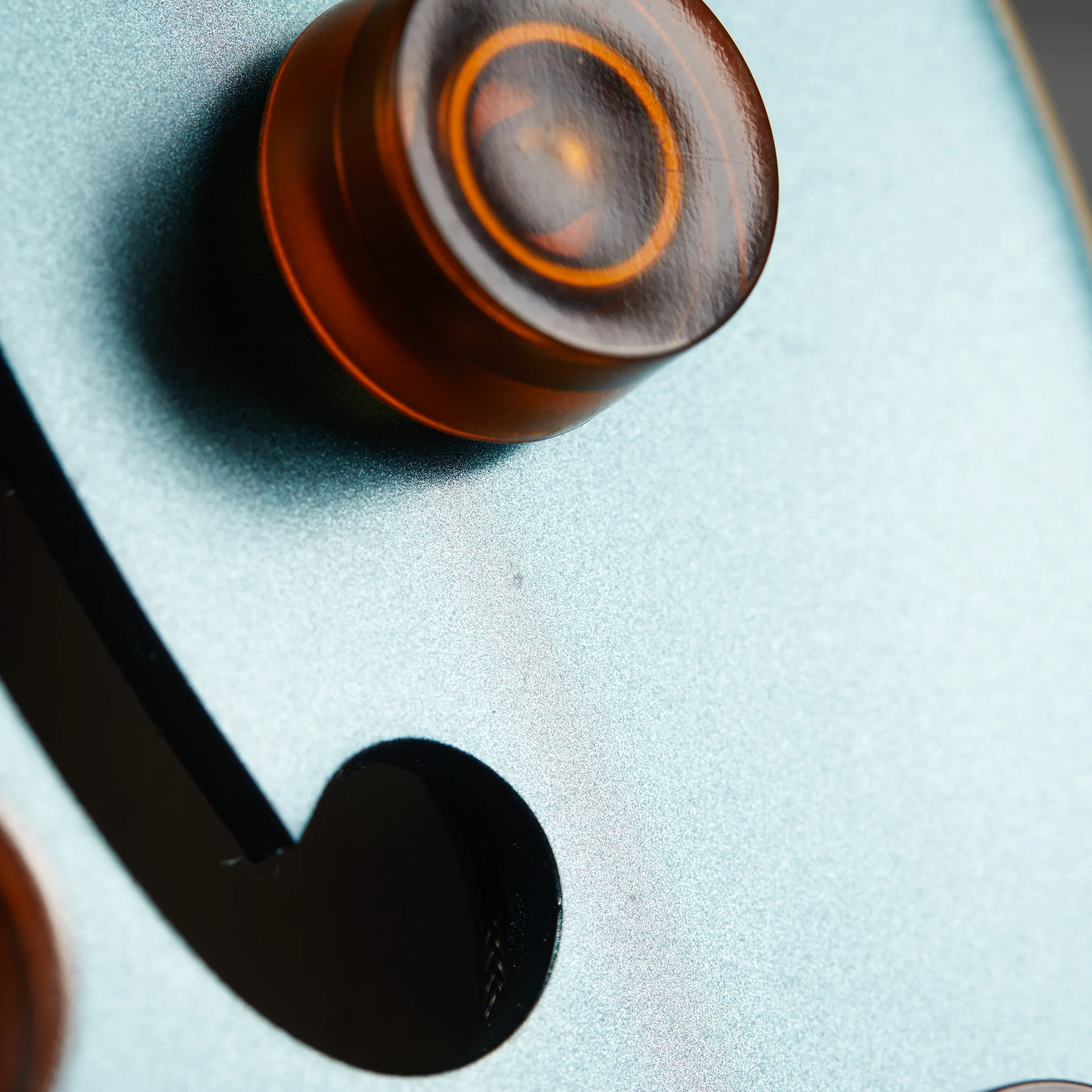Gibson Mod™ Collection ES-335, Chill Ice Satin | Gibson Mod™ Collection 7 Gibson Mod™ Collection ES-335, Chill Ice Satin | Gibson Mod™ Collection