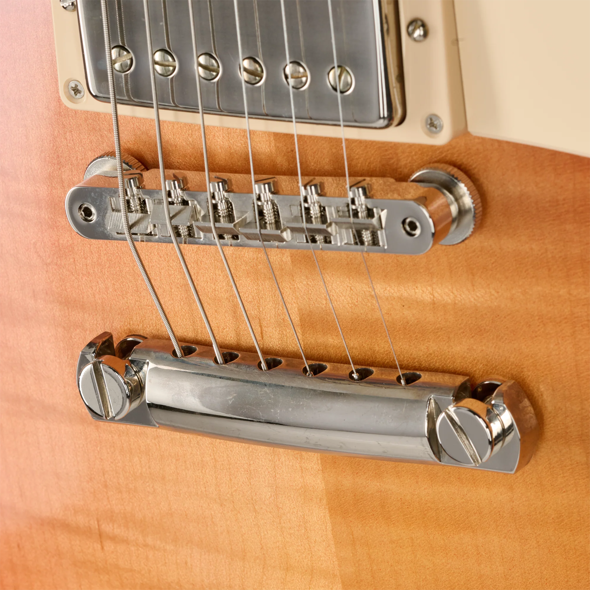 Gibson Mod™ Collection Les Paul Standard 50s, Black Cherry Burst 17 Gibson Mod™ Collection Les Paul Standard 50s, Black Cherry Burst