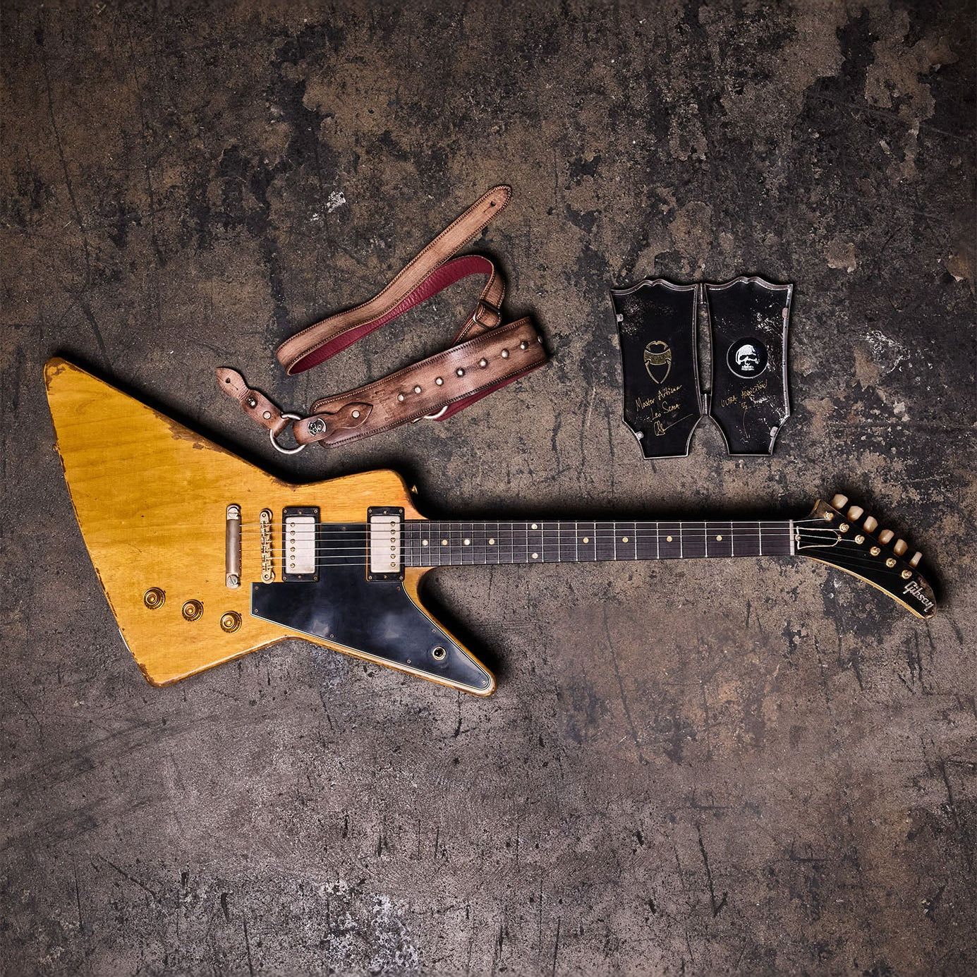 Gibson Custom Leo Scala Ultra Addiction Explorer #3, Natural 8 Gibson Custom Leo Scala Ultra Addiction Explorer #3, Natural