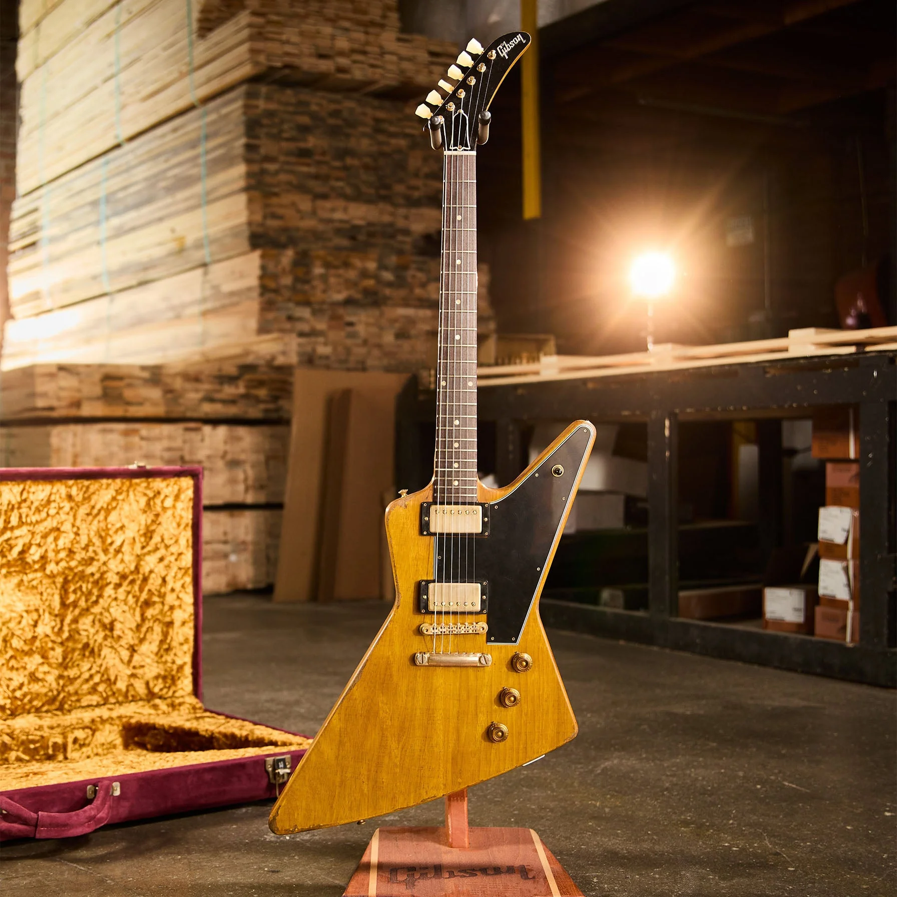 Gibson Custom Leo Scala Heavy Addiction Explorer #2, Natural 8 Gibson Custom Leo Scala Heavy Addiction Explorer #2, Natural