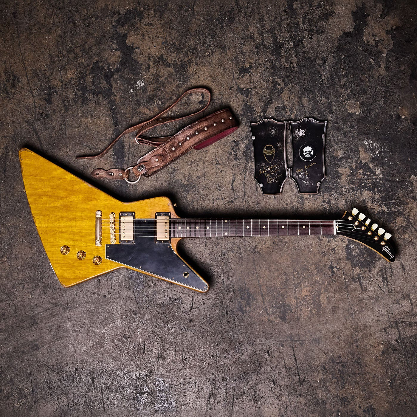 Gibson Custom Leo Scala Heavy Addiction Explorer #2, Natural 9 Gibson Custom Leo Scala Heavy Addiction Explorer #2, Natural