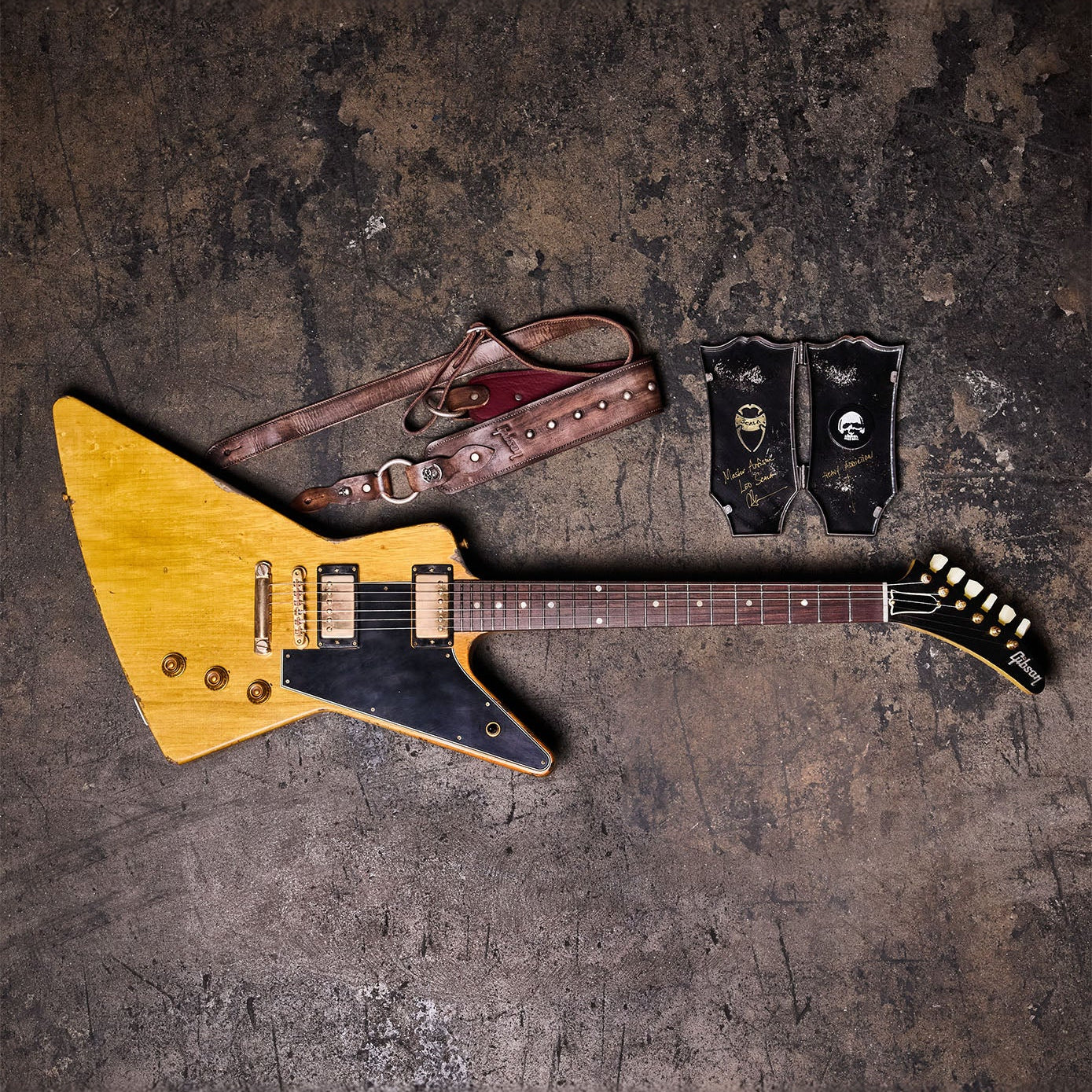 Gibson Custom Leo Scala Heavy Addiction Explorer #4, Natural 8 Gibson Custom Leo Scala Heavy Addiction Explorer #4, Natural