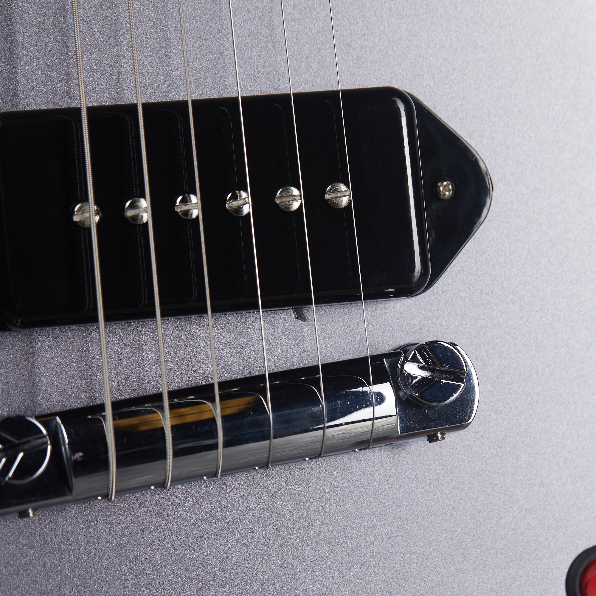 Gibson Mod™ Collection 1957 Les Paul Junior Reissue, Silver | Gibson Mod™ Collection 7 Gibson Mod™ Collection 1957 Les Paul Junior Reissue, Silver | Gibson Mod™ Collection