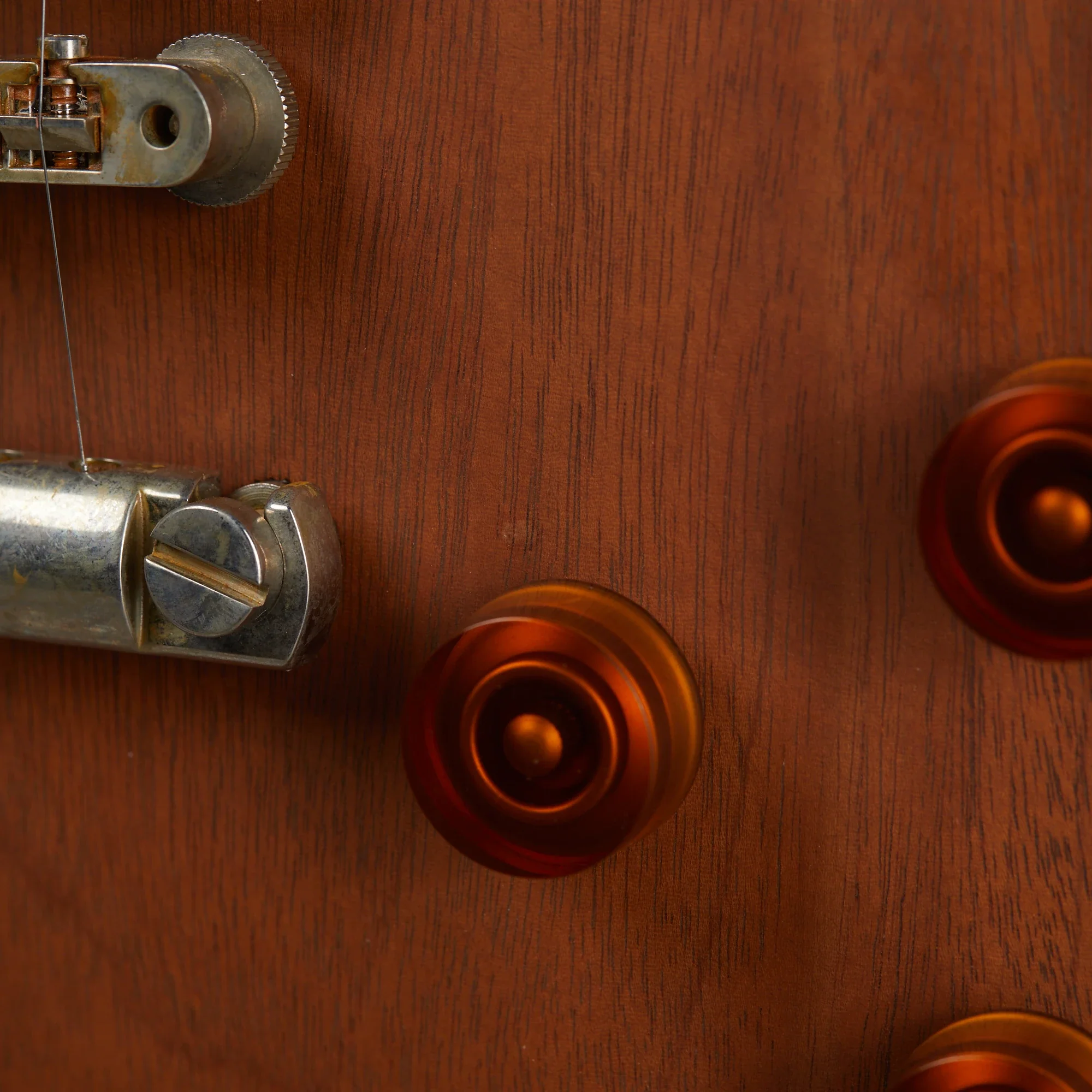 Gibson Mod™ Collection Les Paul Custom, Natural Walnut | Gibson Mod™ Collection 7 Gibson Mod™ Collection Les Paul Custom, Natural Walnut | Gibson Mod™ Collection