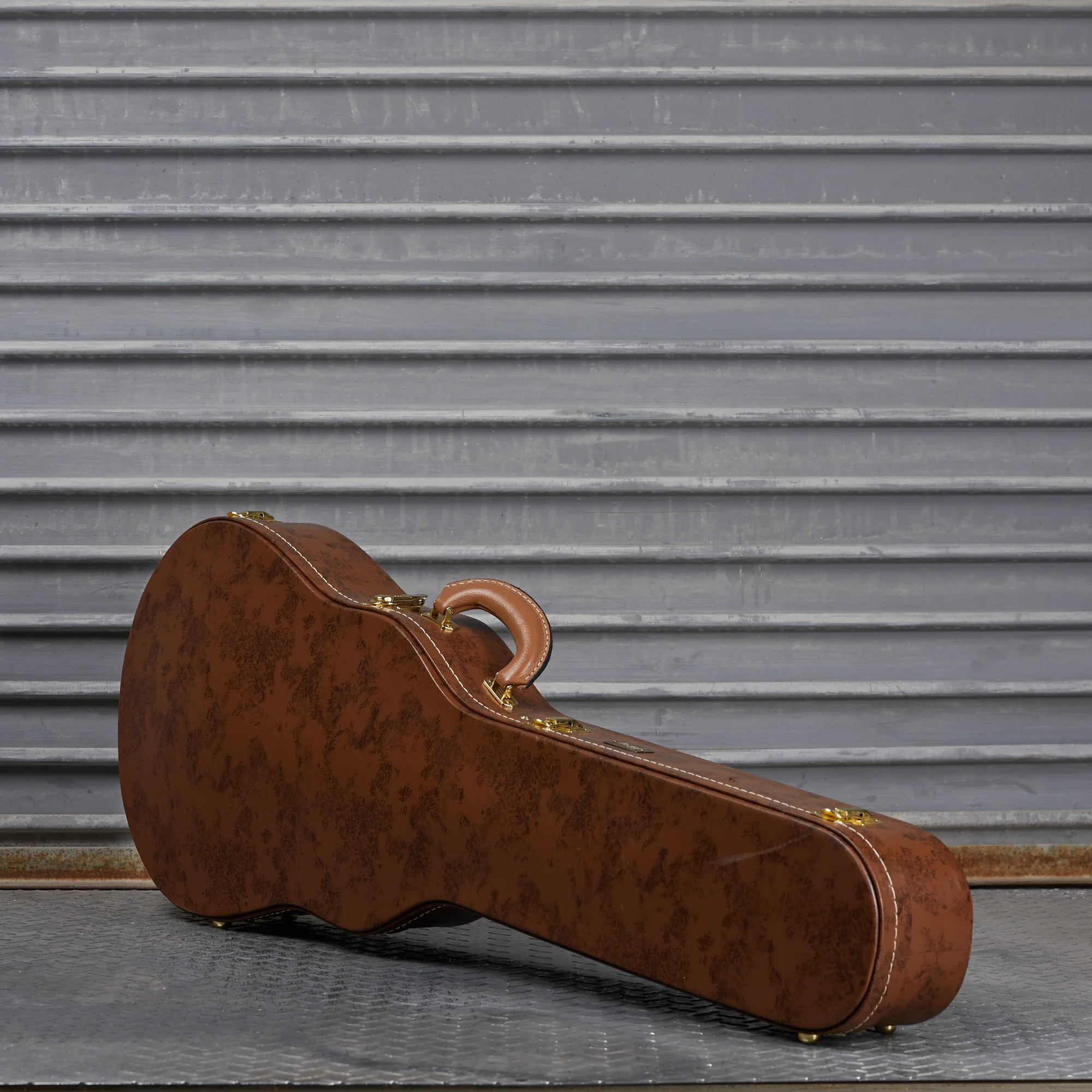 Gibson Mod™ Collection Les Paul Custom, Natural Walnut | Gibson Mod™ Collection 8 Gibson Mod™ Collection Les Paul Custom, Natural Walnut | Gibson Mod™ Collection