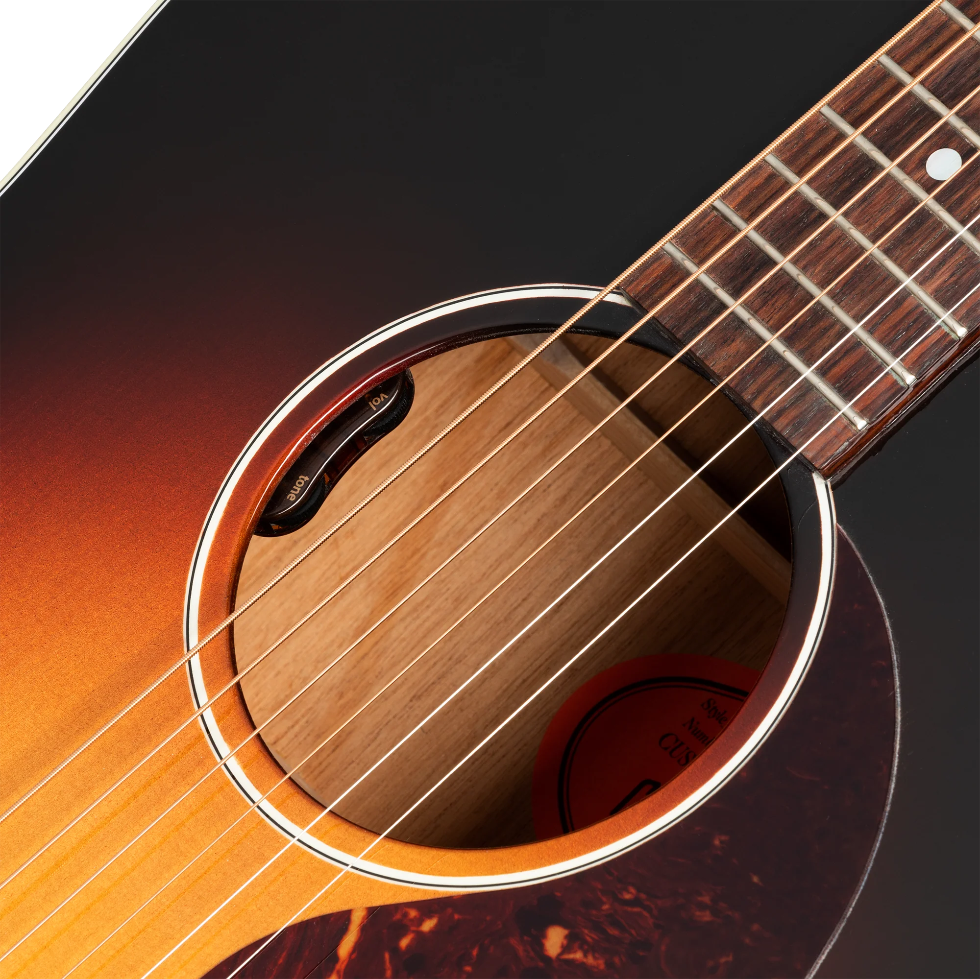 Gibson J-45 Standard Red Spruce, Tri Burst, Exclusive 4 Gibson J-45 Standard Red Spruce, Tri Burst, Exclusive
