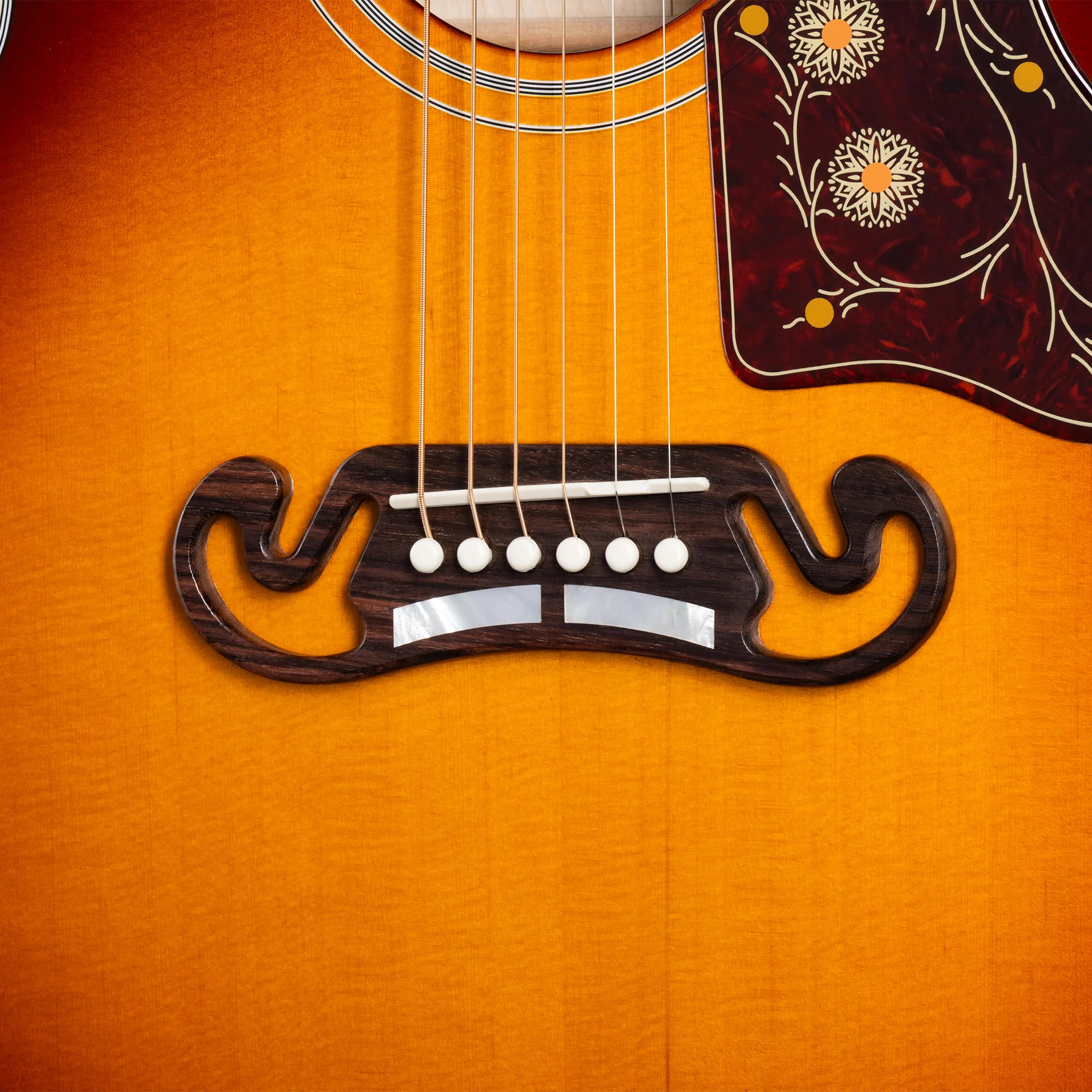 Gibson SJ-200 Standard, Autumnburst 6 Gibson SJ-200 Standard, Autumnburst